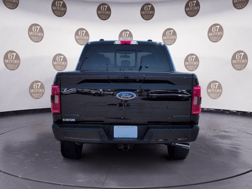 2022 Black Metallic Ford F-150 XLT 4X4 Truck