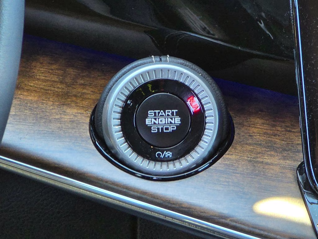 2025 Velvet Red Pearlcoat Jeep Grand Wagoneer Base 4X4 SUV