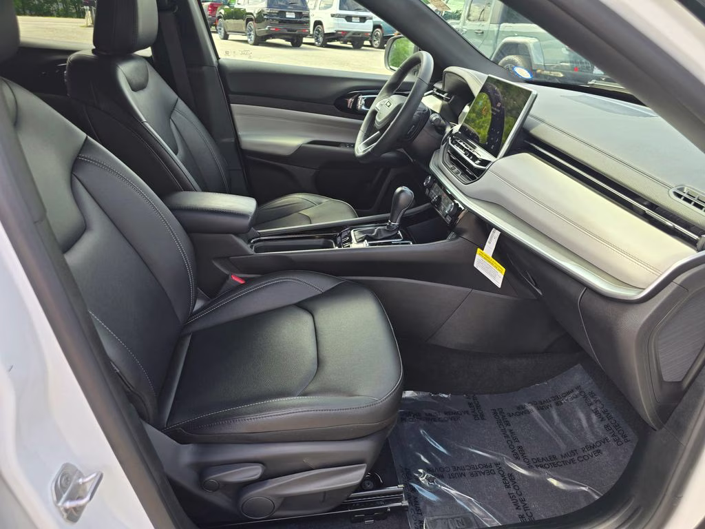 2025 Bright White Clearcoat Jeep Compass Limited 4X4 SUV
