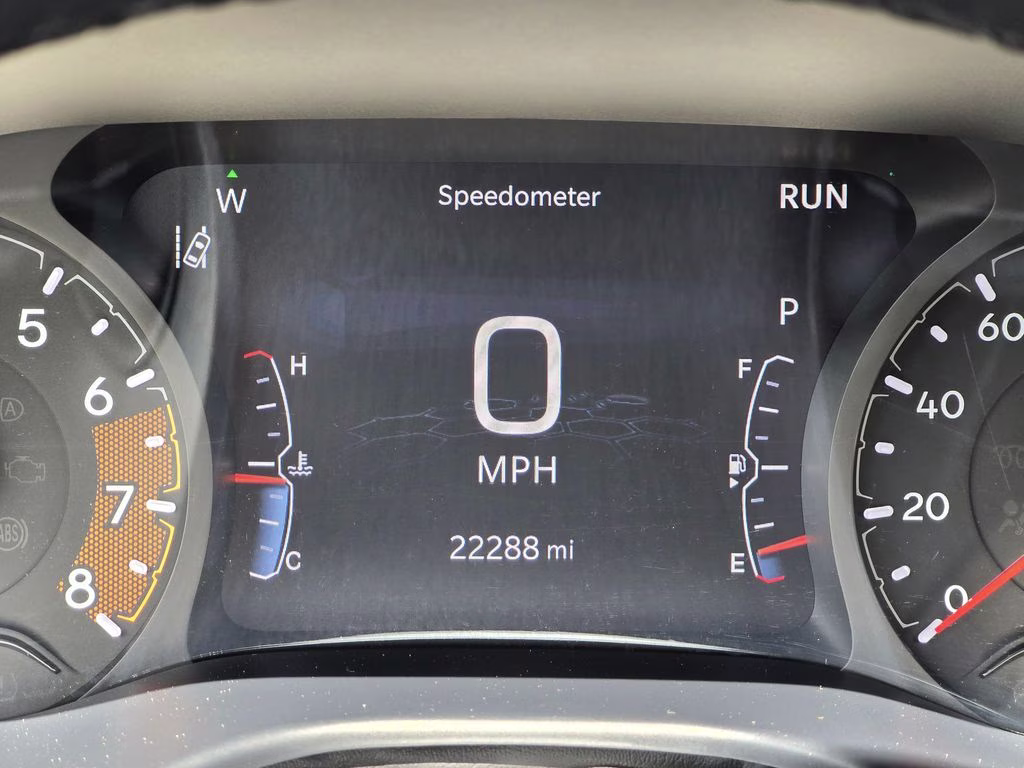 2025 Bright White Clearcoat Jeep Compass Limited 4X4 SUV