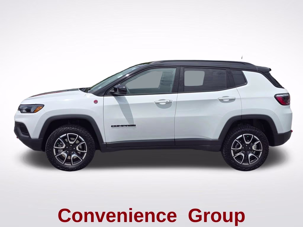 2024 Bright White Clearcoat Jeep Compass Trailhawk 4X4 SUV
