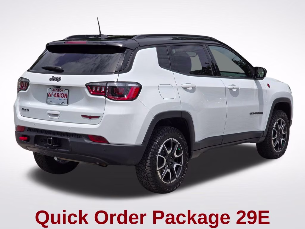 2024 Bright White Clearcoat Jeep Compass Trailhawk 4X4 SUV