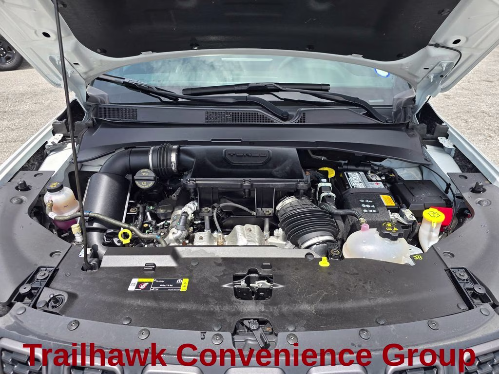 2024 Bright White Clearcoat Jeep Compass Trailhawk 4X4 SUV