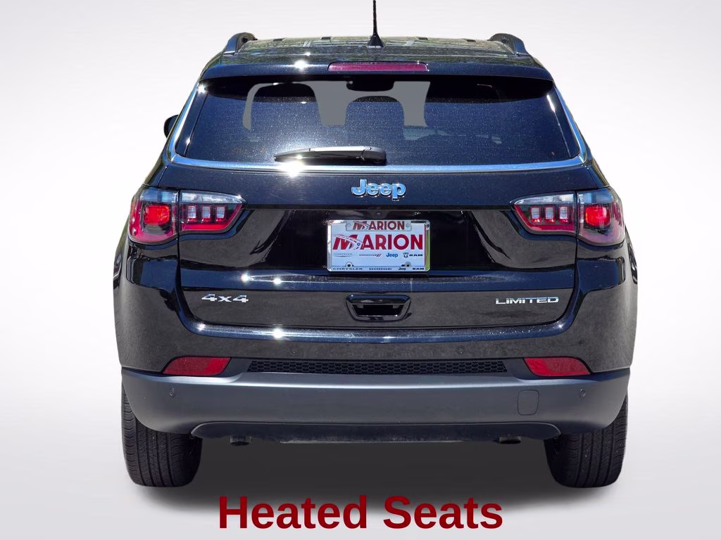 2025 Diamond Black Crystal Pearlcoat Jeep Compass Limited 4X4 SUV