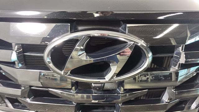 2022 Phantom Black Hyundai Santa Cruz Limited AWD Truck