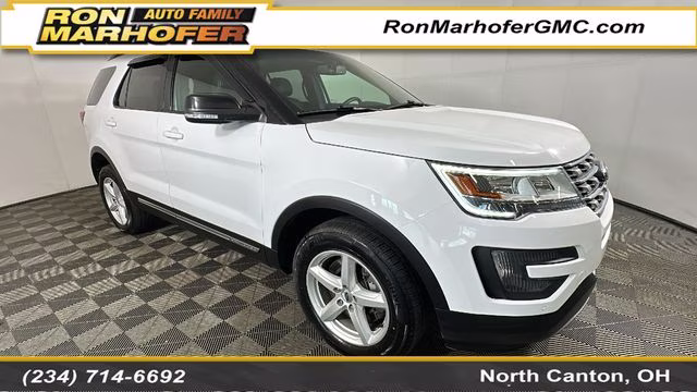 2016 Oxford White Ford Explorer XLT 4X4 SUV