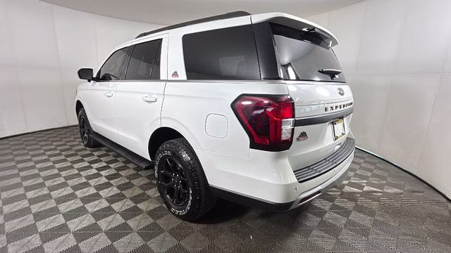 2024 White Metallic Ford Expedition Timberline 4X4 SUV