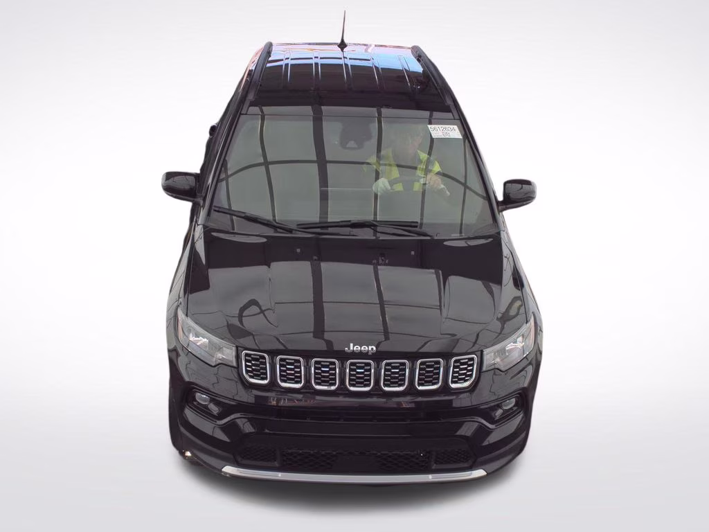 2025 Diamond Black Crystal Pearlcoat Jeep Compass Limited 4X4 SUV