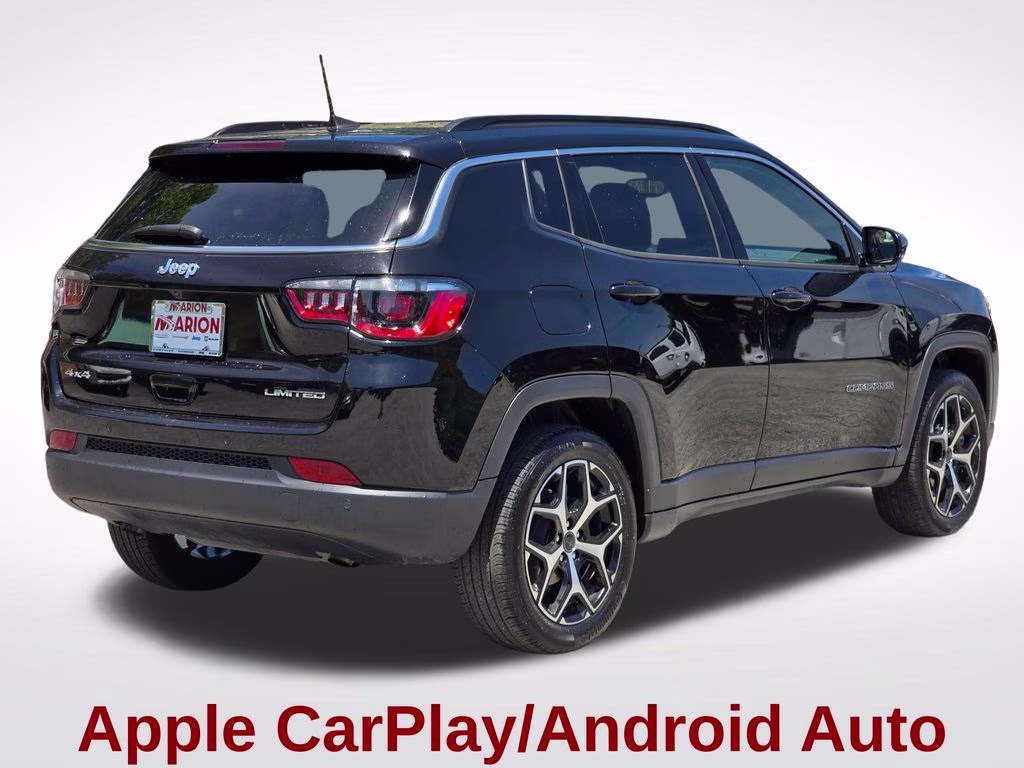 2025 Diamond Black Crystal Pearlcoat Jeep Compass Limited 4X4 SUV