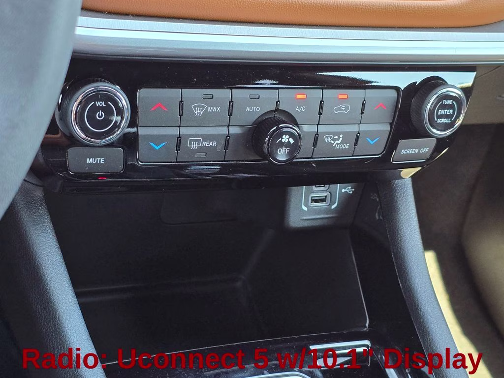 2025 Red Hot Pearlcoat Jeep Compass Limited 4X4 SUV