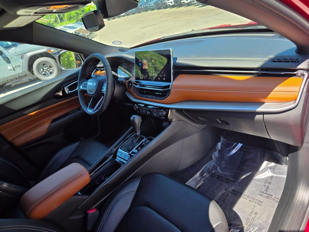 2025 Red Hot Pearlcoat Jeep Compass Limited 4X4 SUV