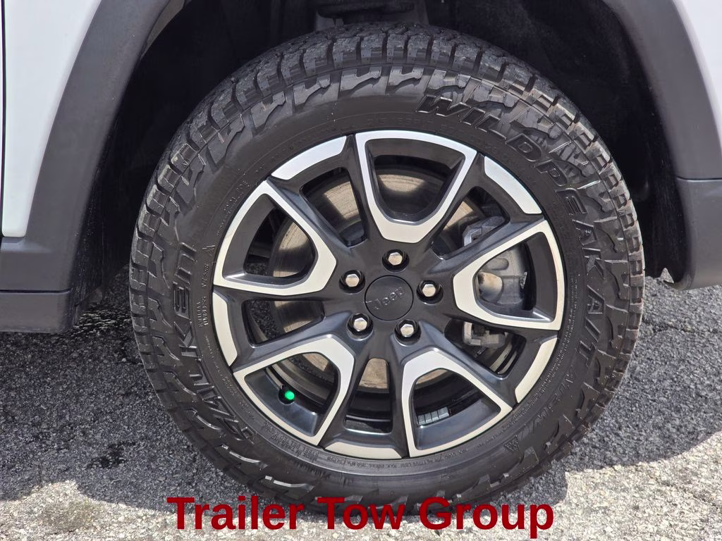 2024 Bright White Clearcoat Jeep Compass Trailhawk 4X4 SUV