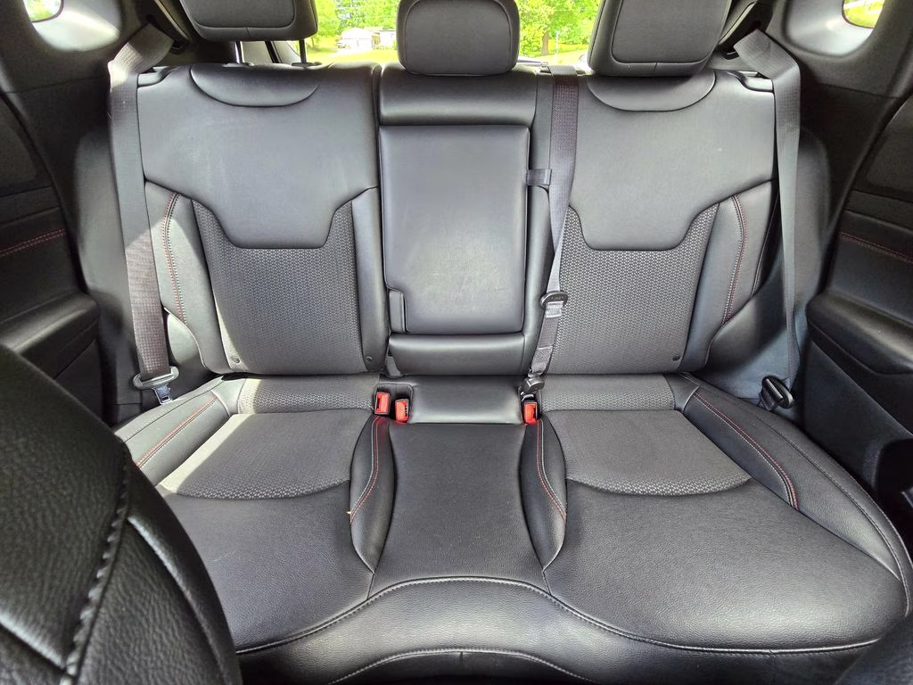2024 Bright White Clearcoat Jeep Compass Trailhawk 4X4 SUV