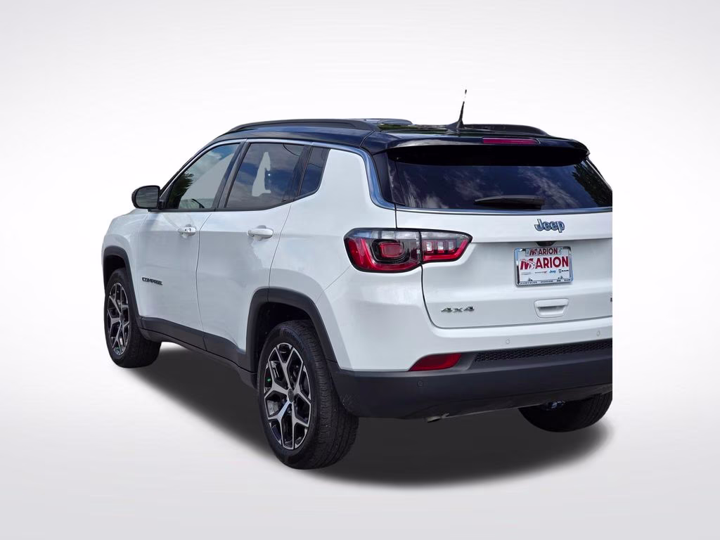 2025 Bright White Clearcoat Jeep Compass Limited 4X4 SUV