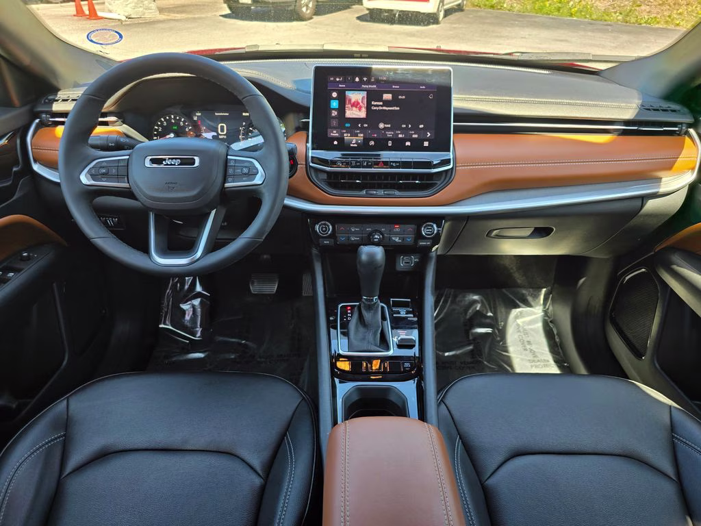 2025 Red Hot Pearlcoat Jeep Compass Limited 4X4 SUV