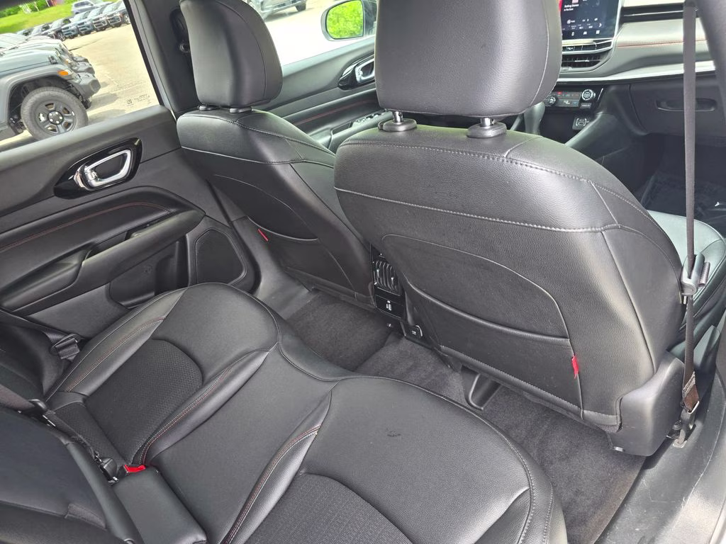 2024 Bright White Clearcoat Jeep Compass Trailhawk 4X4 SUV