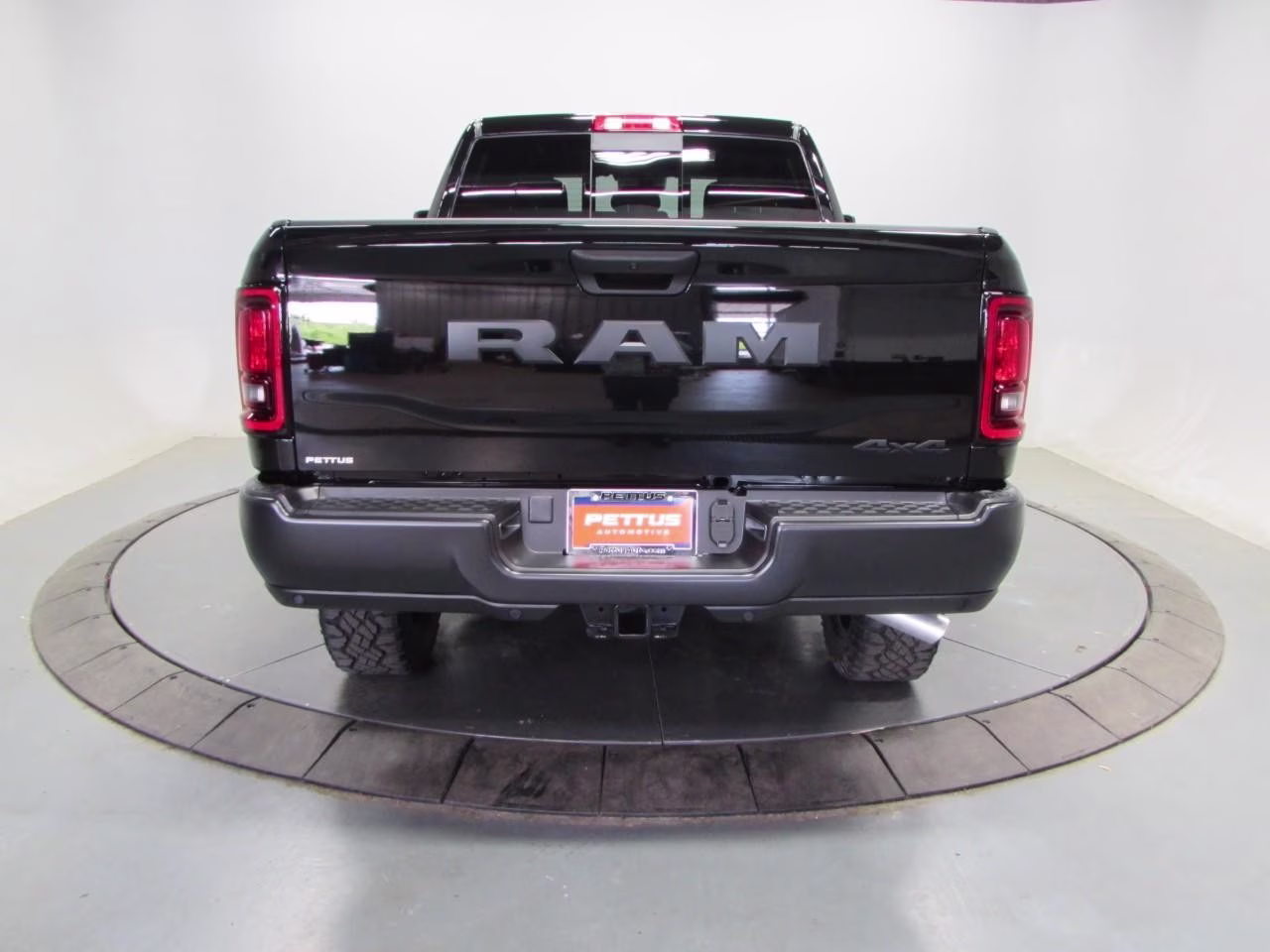 2026 Diamond Black Crystal Pearlcoat Ram 2500 Warlock 4X4 Truck