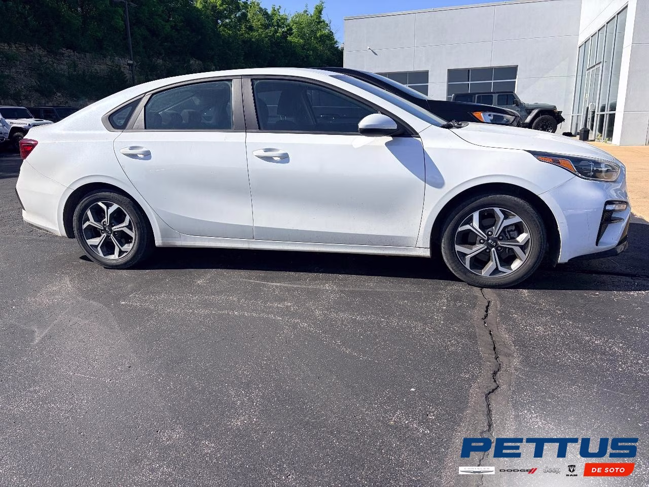 2021 WHITE Kia Forte LXS FWD Sedan