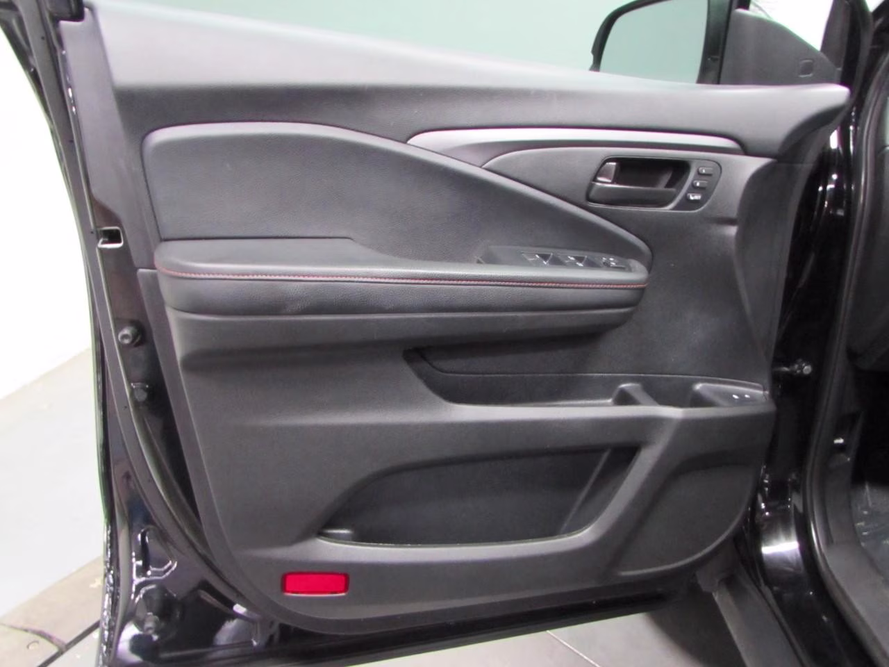 2023 Crystal Black Pearl Honda Passport TrailSport AWD SUV