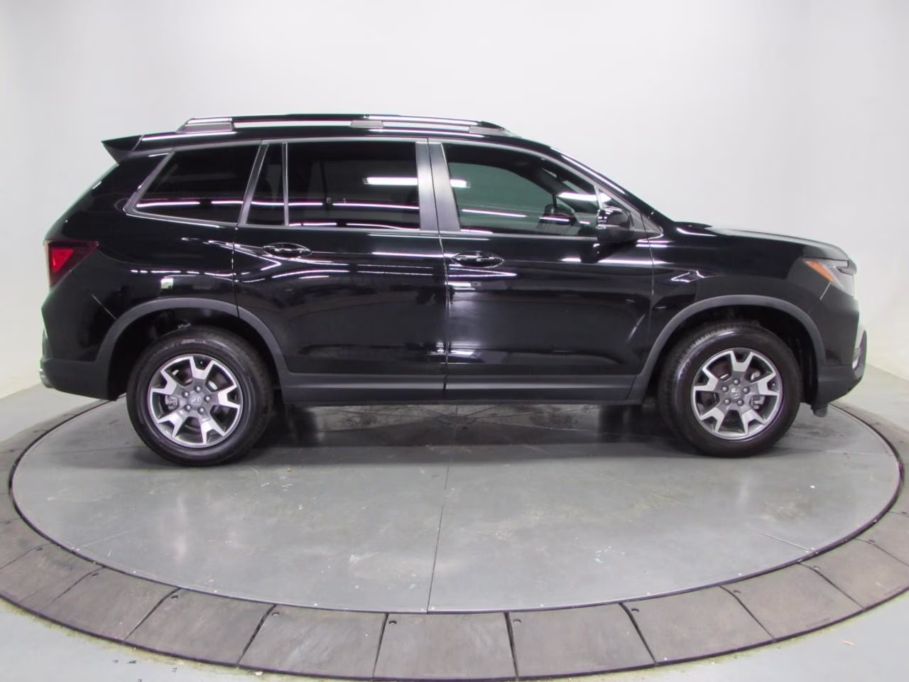 2023 Crystal Black Pearl Honda Passport TrailSport AWD SUV