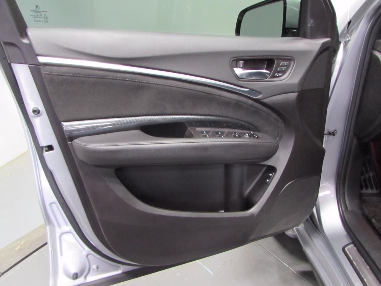 2019 Lunar Silver Metallic Acura MDX 3.5L Technology Pkg w/A-Spec Pkg SH-AWD AWD SUV