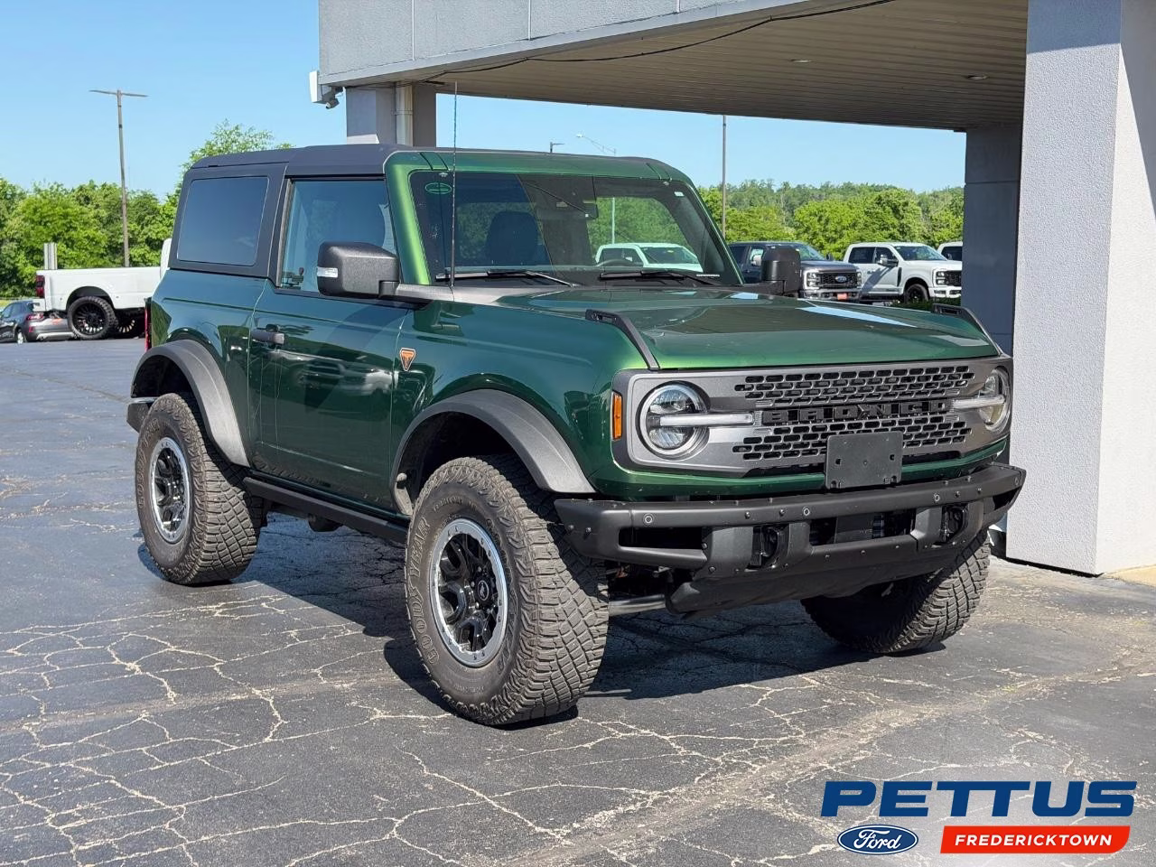 2022 Eruption Green Metallic Ford Bronco Badlands 4X4 SUV