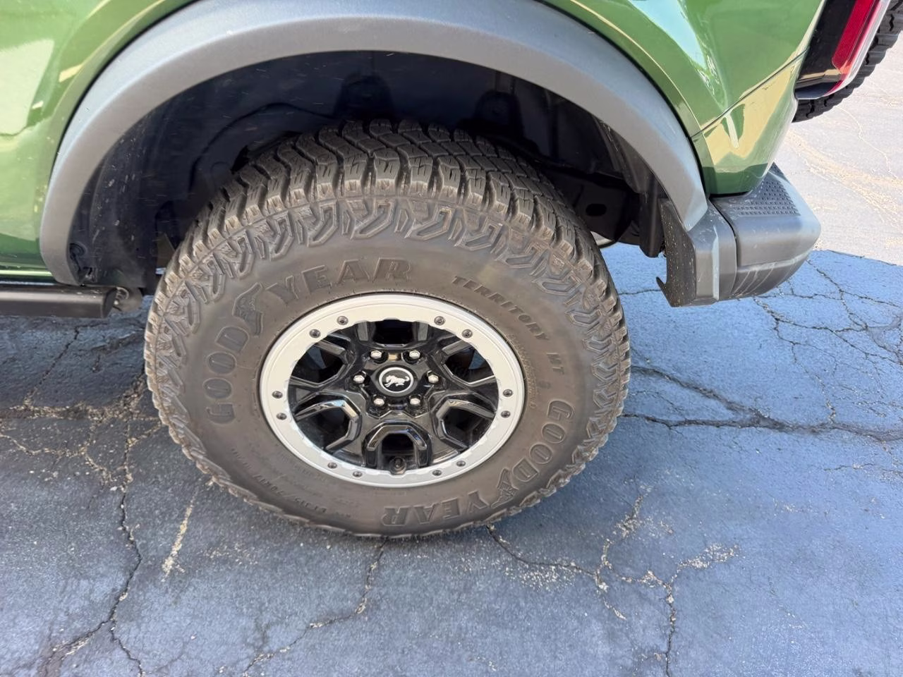 2022 Eruption Green Metallic Ford Bronco Badlands 4X4 SUV