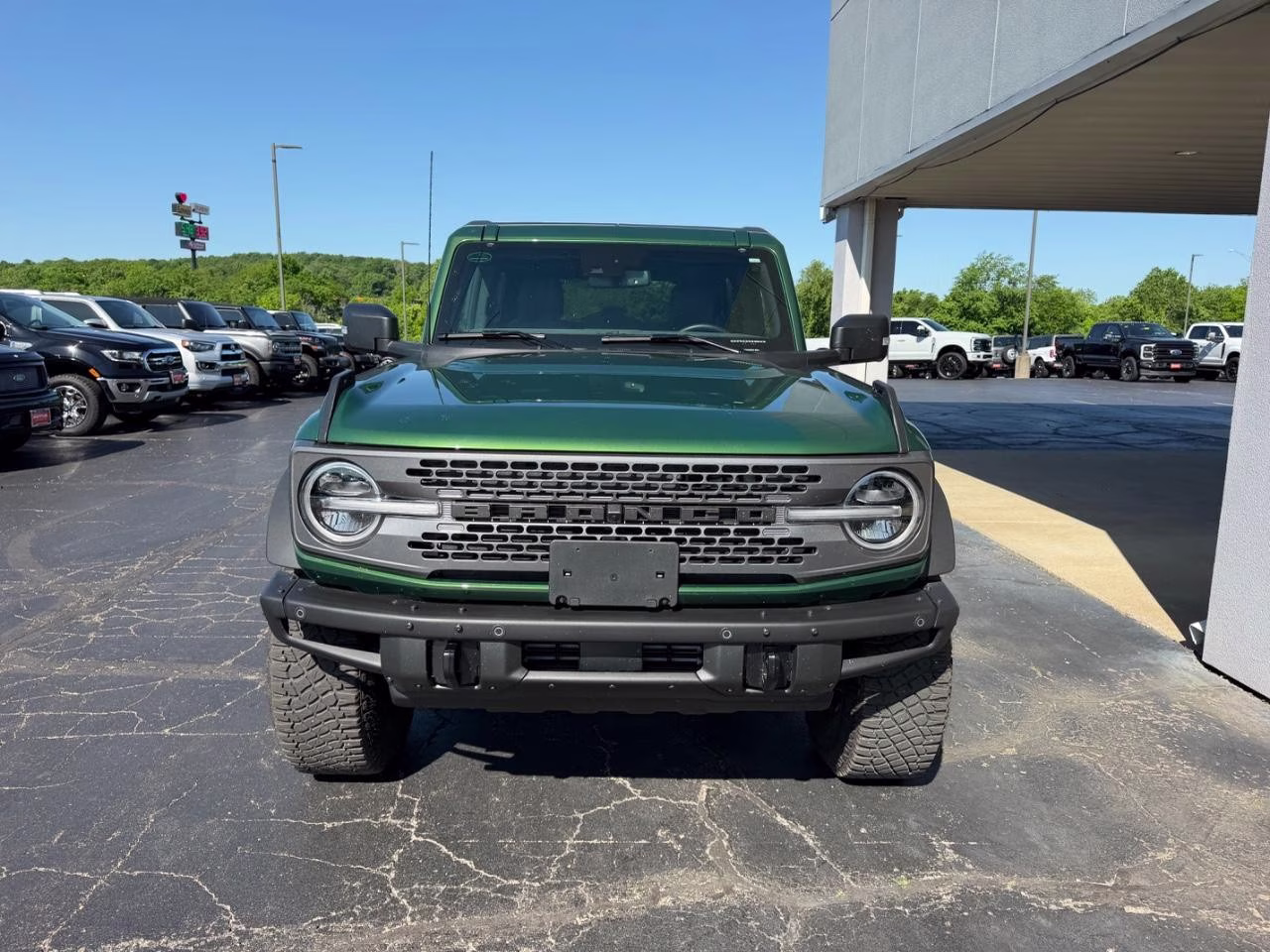 2022 Eruption Green Metallic Ford Bronco Badlands 4X4 SUV