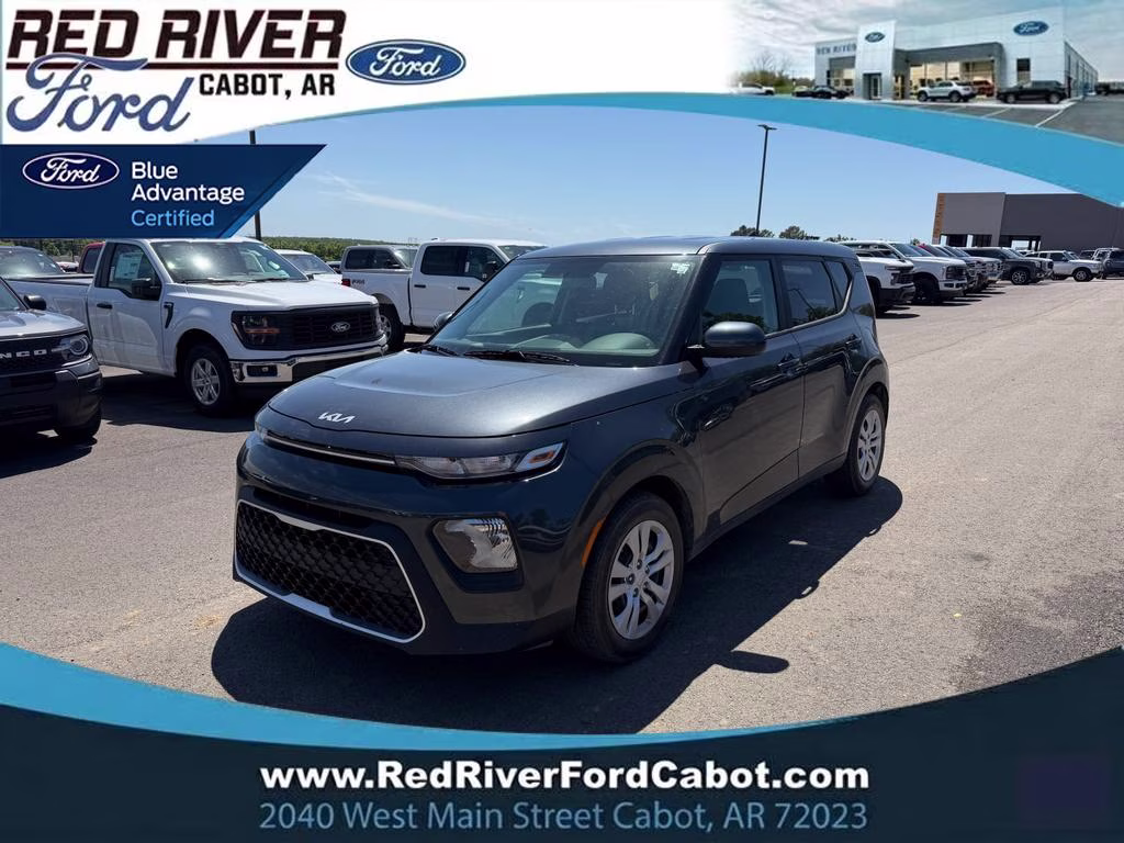 2022 Gravity Gray Kia Soul LX FWD Hatchback