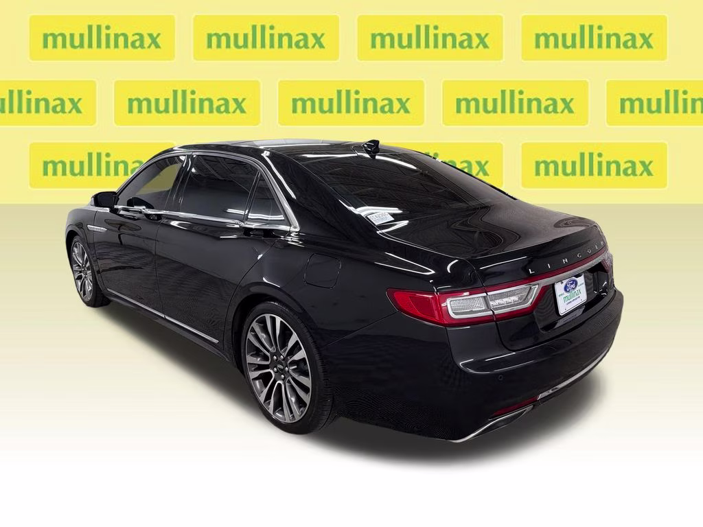 2019 Black Metallic Lincoln Continental Select FWD Sedan