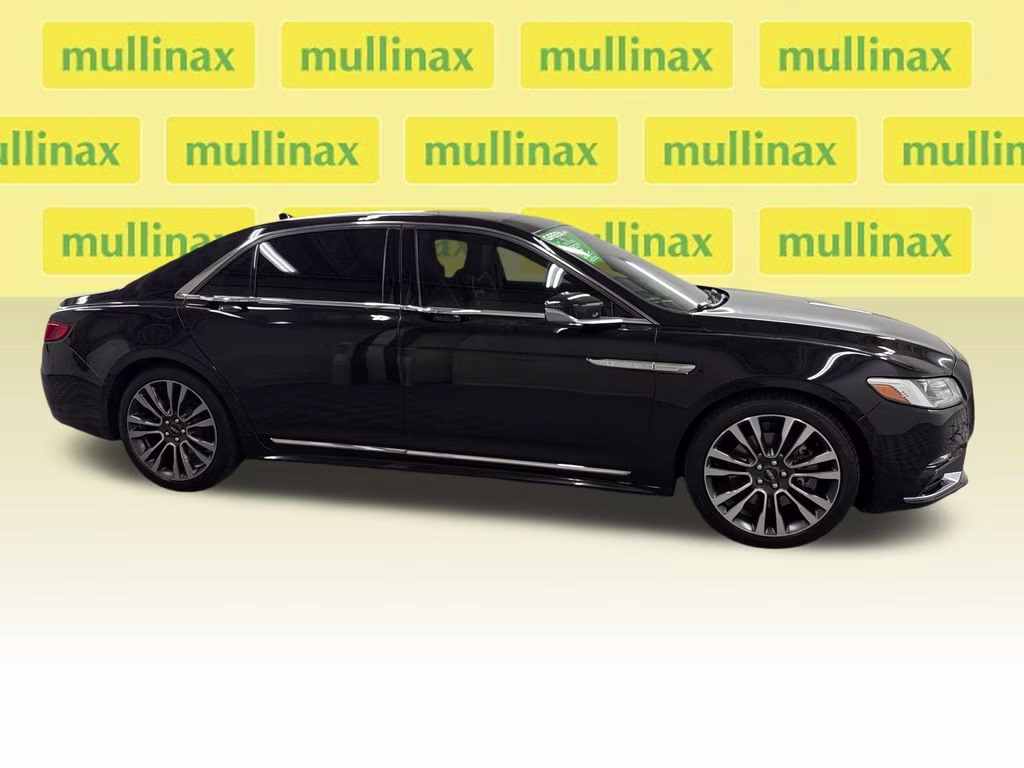 2019 Black Metallic Lincoln Continental Select FWD Sedan