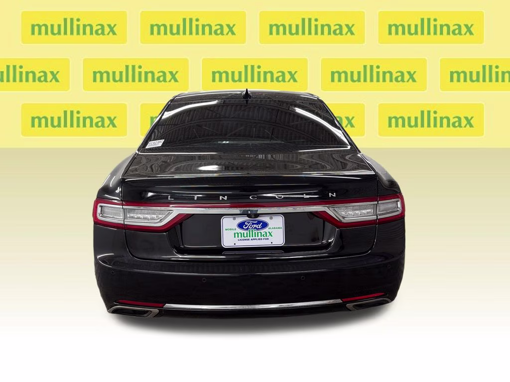 2019 Black Metallic Lincoln Continental Select FWD Sedan