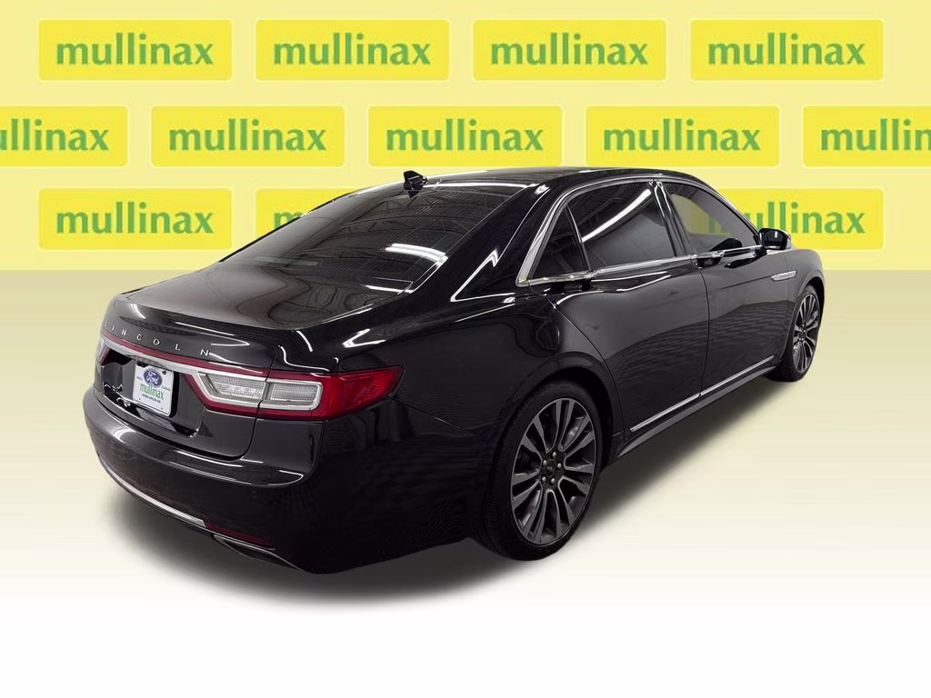 2019 Black Metallic Lincoln Continental Select FWD Sedan