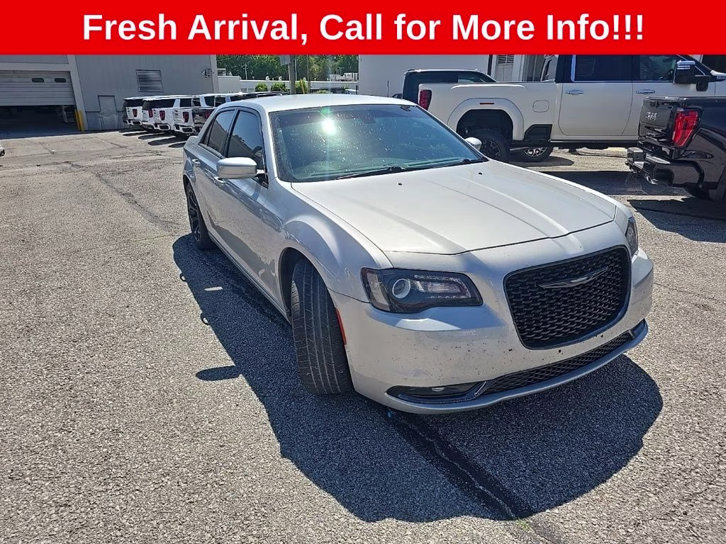 2019 Silver Mist Clearcoat Chrysler 300 S RWD Sedan
