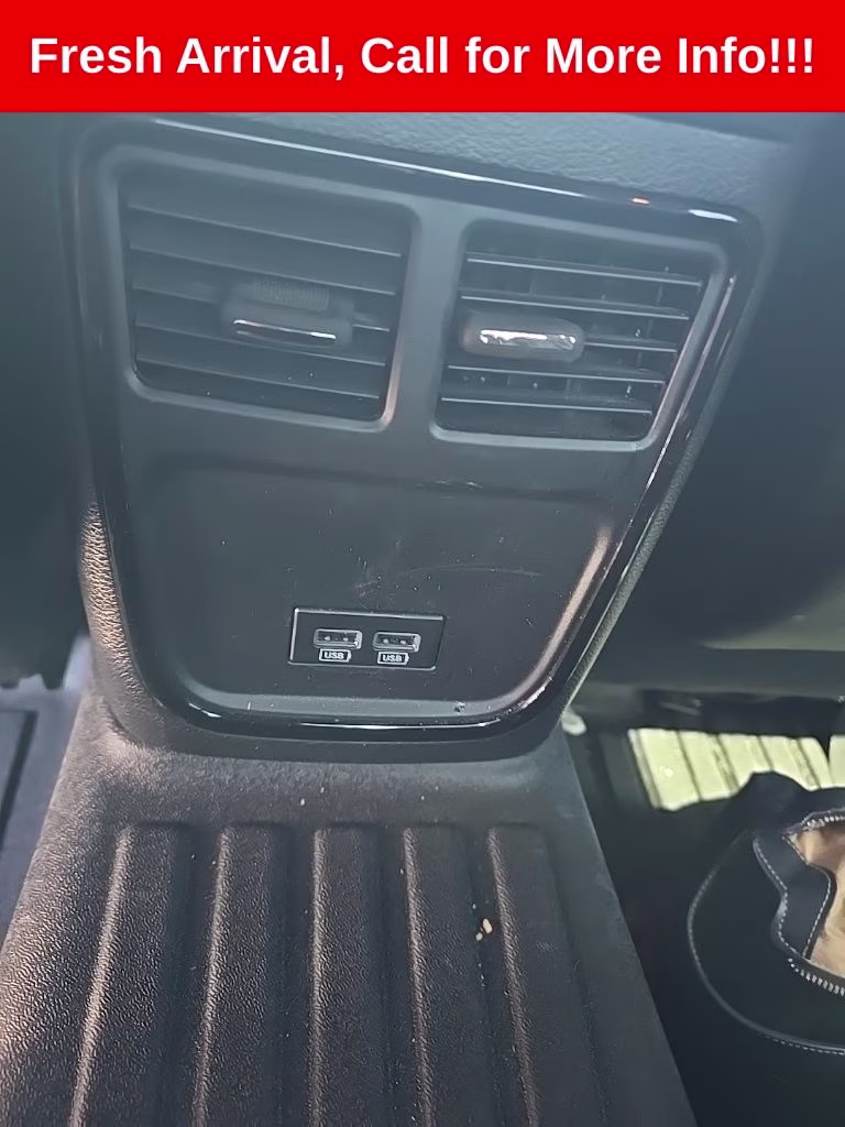 2019 Silver Mist Clearcoat Chrysler 300 S RWD Sedan