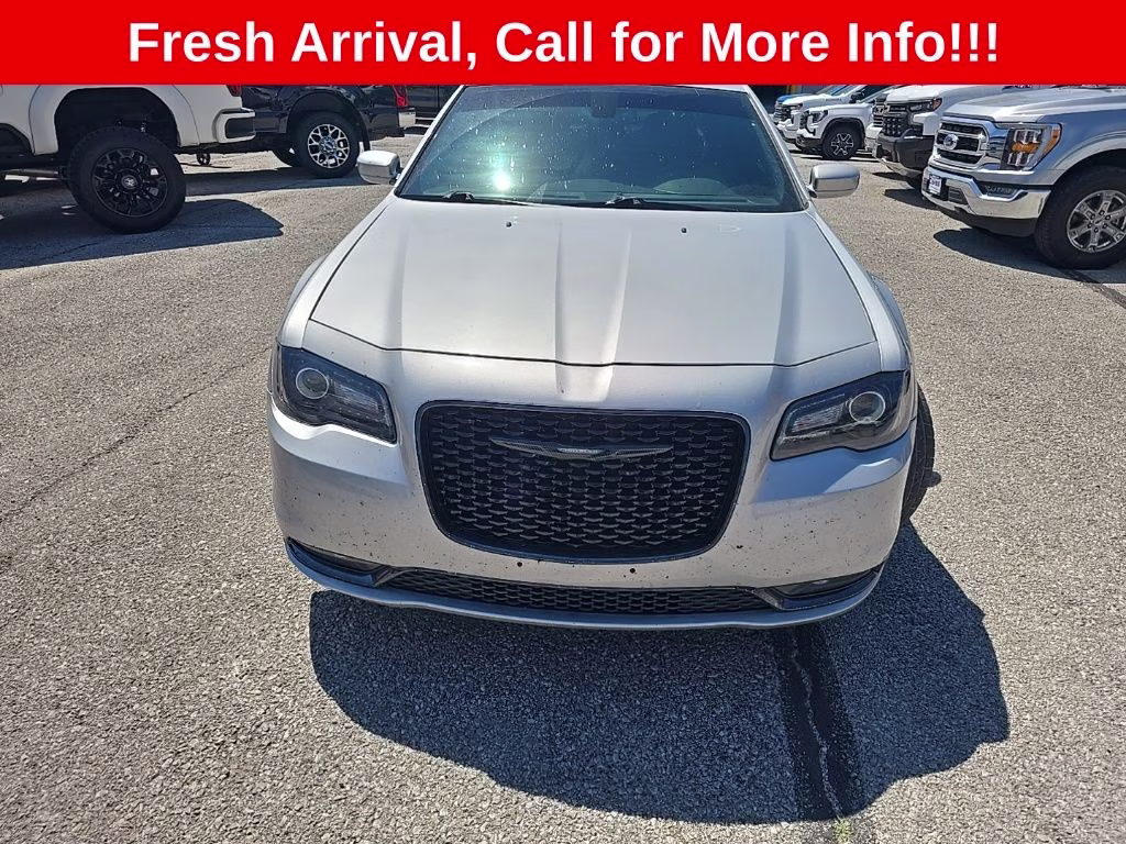 2019 Silver Mist Clearcoat Chrysler 300 S RWD Sedan