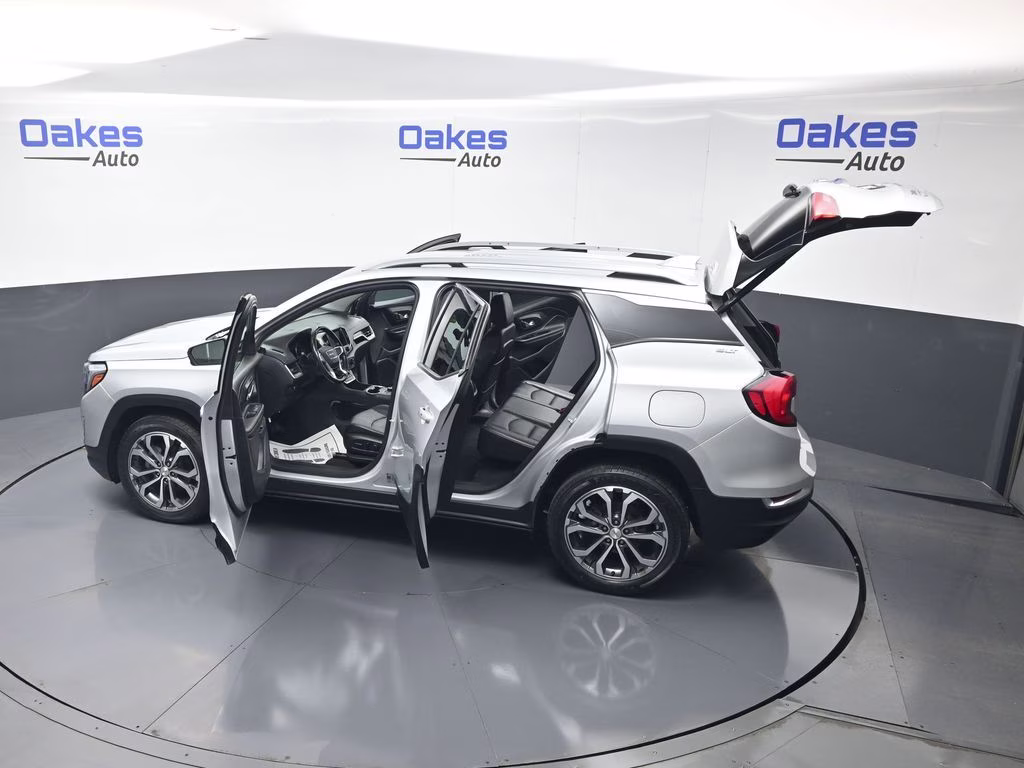2021 Quicksilver Metallic GMC Terrain SLT AWD SUV