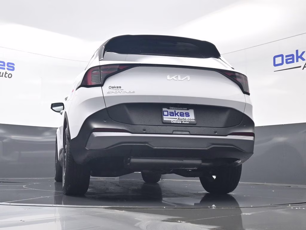 2026 Glacial White Pearl Kia Sportage EX FWD SUV