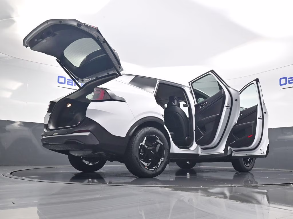 2026 Glacial White Pearl Kia Sportage EX FWD SUV