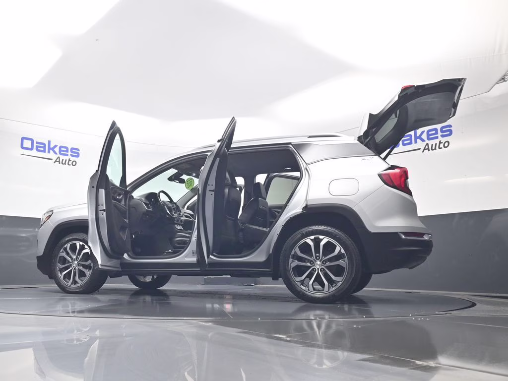 2021 Quicksilver Metallic GMC Terrain SLT AWD SUV