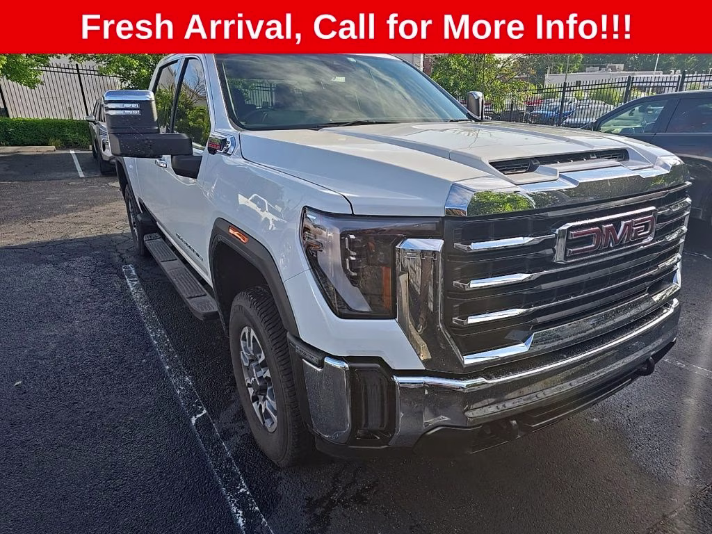 2025 Summit White GMC Sierra 2500HD SLT 4X4 Truck