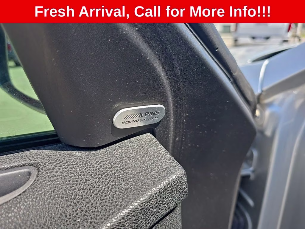 2019 Silver Mist Clearcoat Chrysler 300 S RWD Sedan