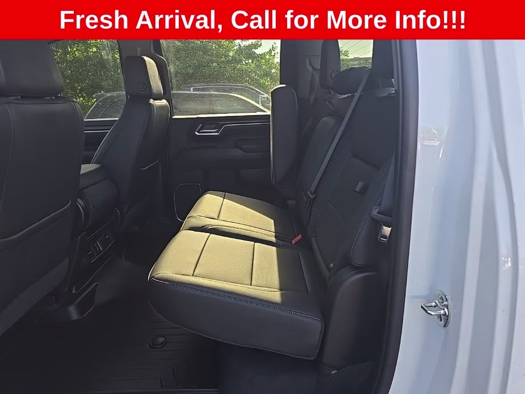 2025 Summit White GMC Sierra 2500HD SLT 4X4 Truck