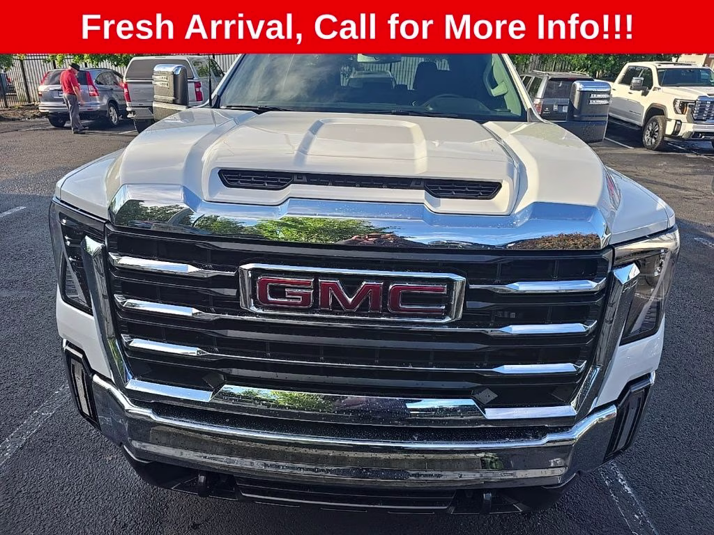 2025 Summit White GMC Sierra 2500HD SLT 4X4 Truck