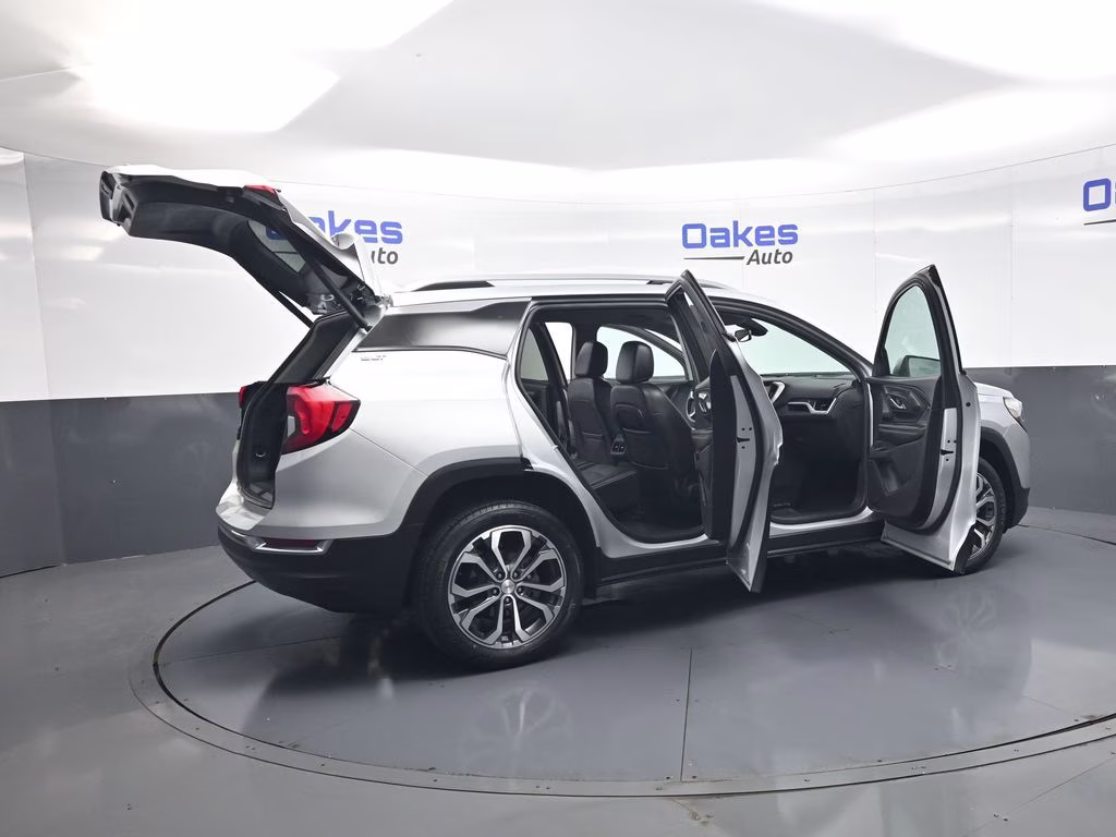2021 Quicksilver Metallic GMC Terrain SLT AWD SUV