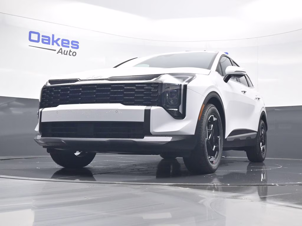 2026 Glacial White Pearl Kia Sportage EX FWD SUV
