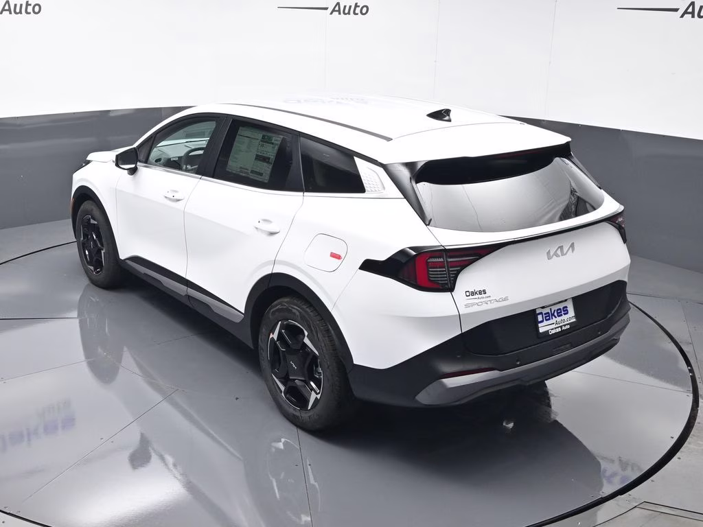 2026 Glacial White Pearl Kia Sportage EX FWD SUV
