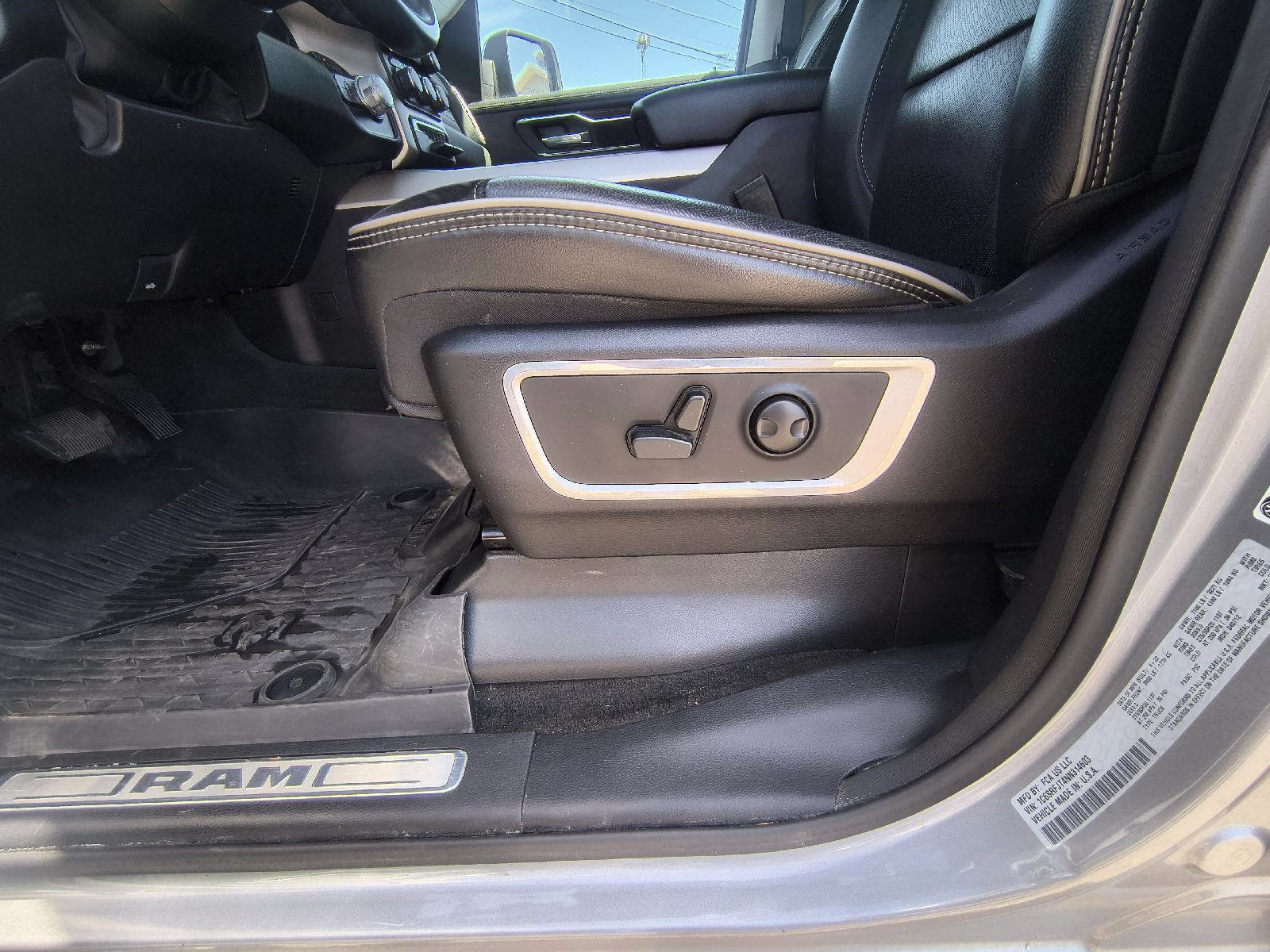 2022 Billet Silver Metallic Clearcoat Ram 1500 Laramie 4X4 Truck