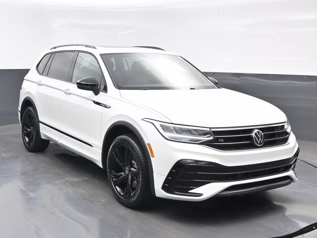 2023 White Volkswagen Tiguan 2.0T SE R-Line Black FWD SUV