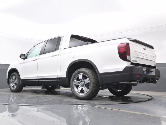 2026 Platinum White Pearl Honda Ridgeline RTL AWD Truck